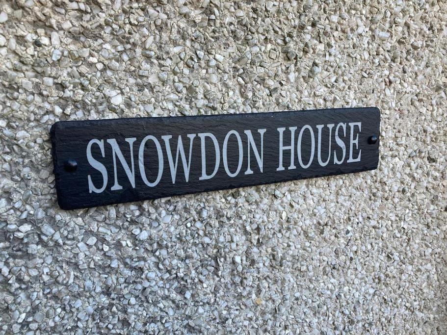 Snowdon House, 8 Bedrooms, Sleep 16, Close To Blackrock Sand Porthmadog Exteriér fotografie
