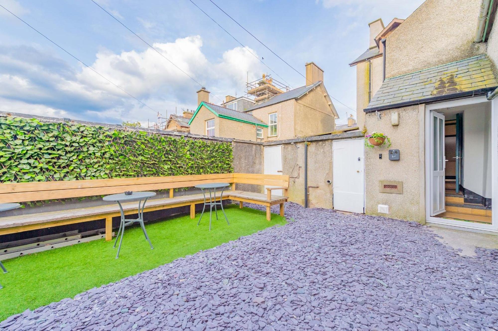 Snowdon House, 8 Bedrooms, Sleep 16, Close To Blackrock Sand Porthmadog Exteriér fotografie