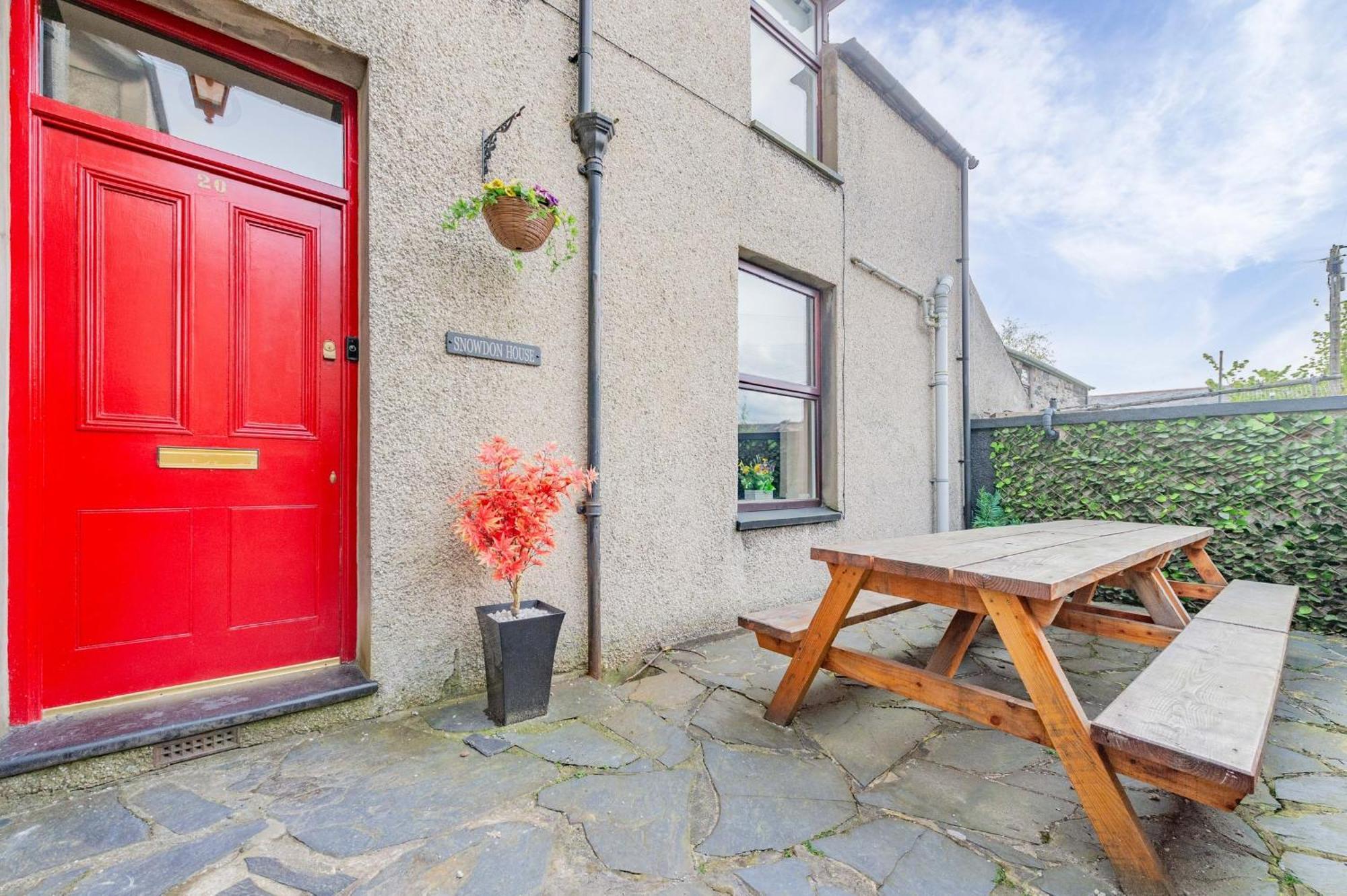 Snowdon House, 8 Bedrooms, Sleep 16, Close To Blackrock Sand Porthmadog Exteriér fotografie