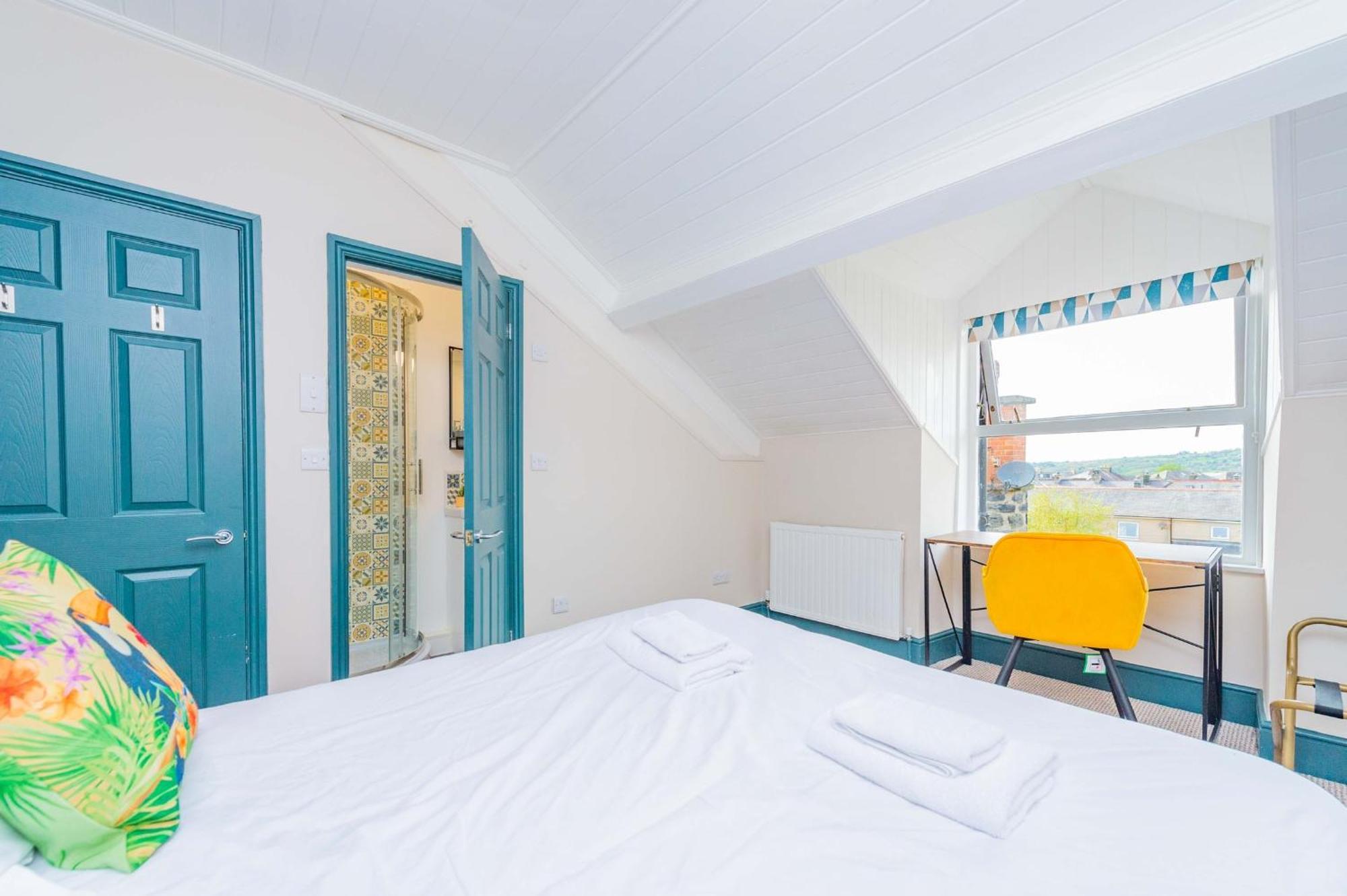 Snowdon House, 8 Bedrooms, Sleep 16, Close To Blackrock Sand Porthmadog Exteriér fotografie