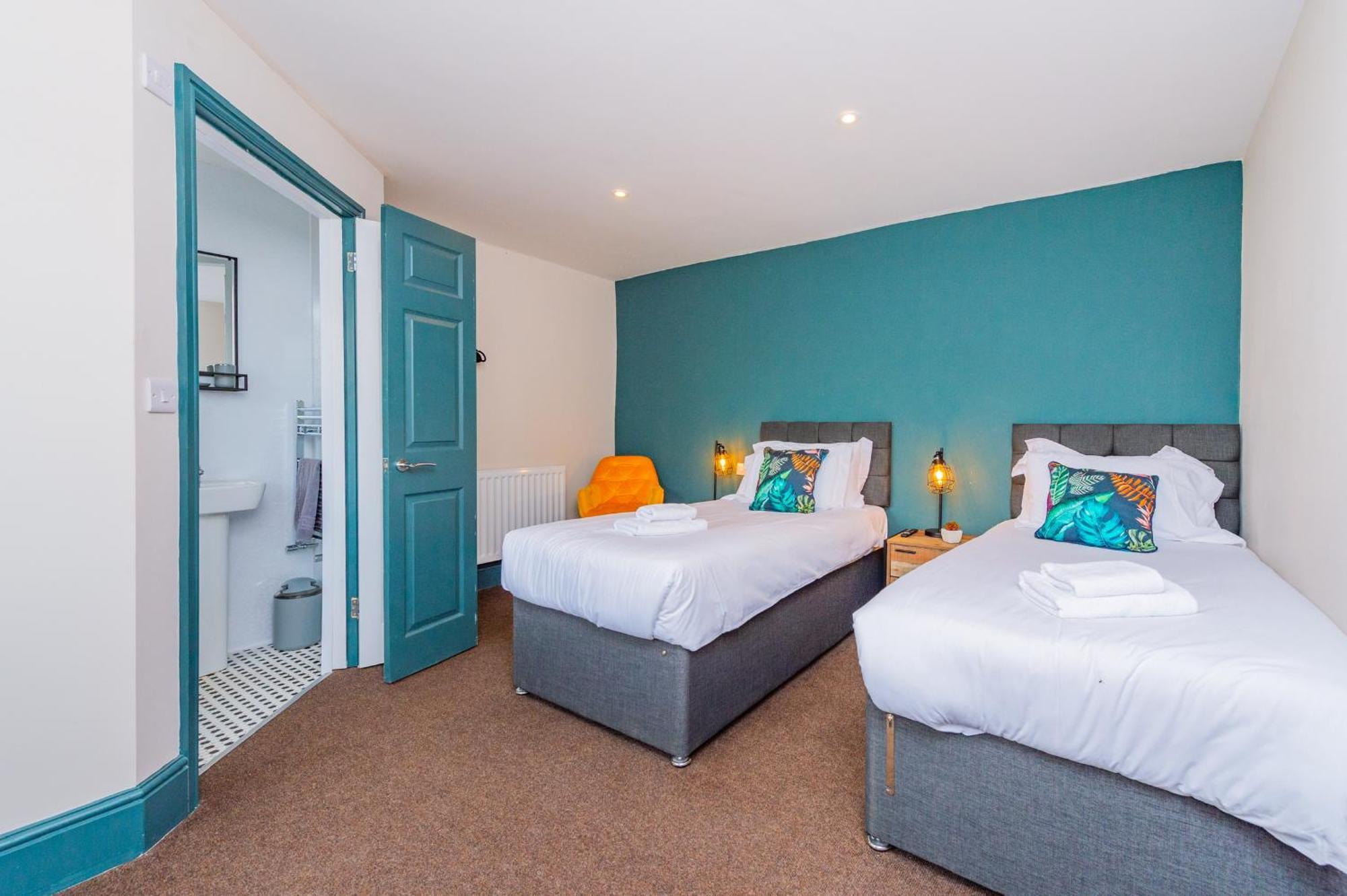 Snowdon House, 8 Bedrooms, Sleep 16, Close To Blackrock Sand Porthmadog Exteriér fotografie